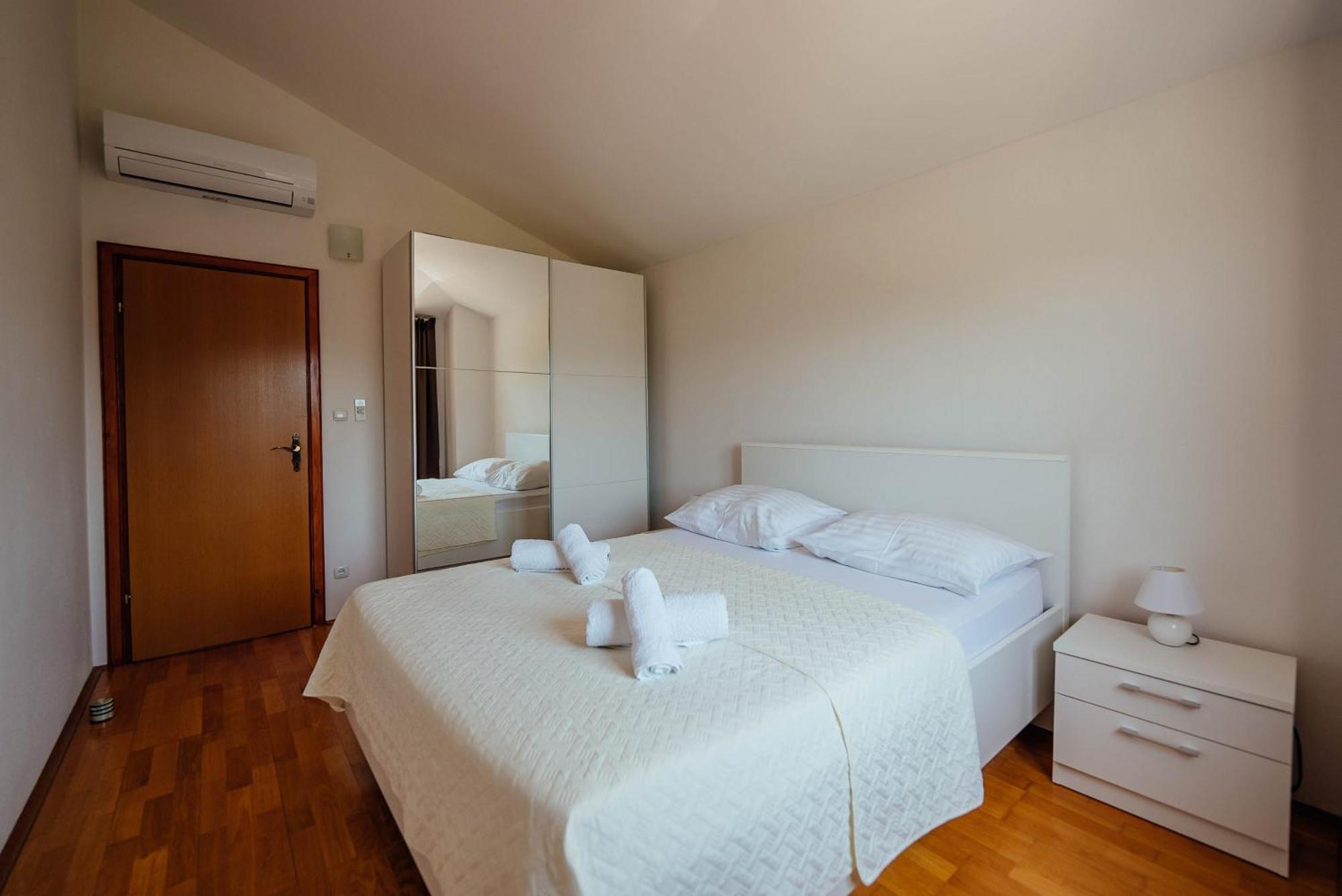 Villa Latica Donji Proložac Exterior foto